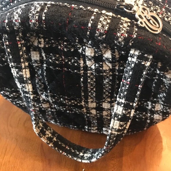 Adorable Vera Bradley round woven purse❤️ - Picture 4 of 7